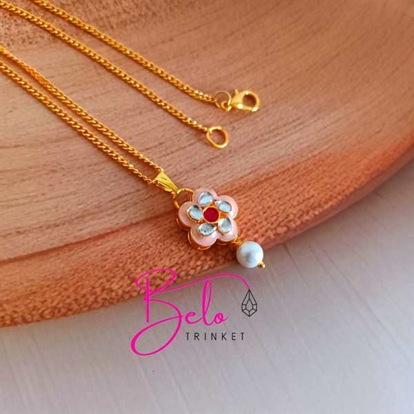 Dainty Antique golden leaf Chain necklace pendant